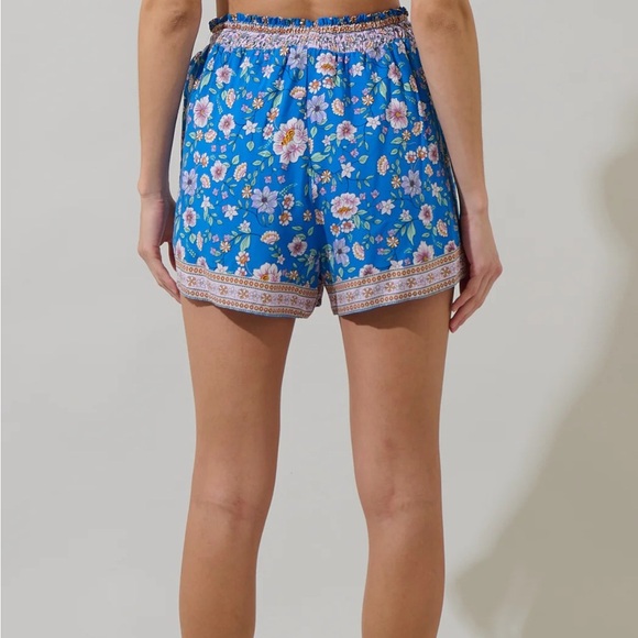 SugarLips Talia Floral Kiera Shorts & Cerry Pleated Top Matching Set - Picture 4 of 11
